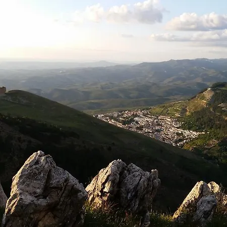 Fuente La Raja דירה לה אירואלה